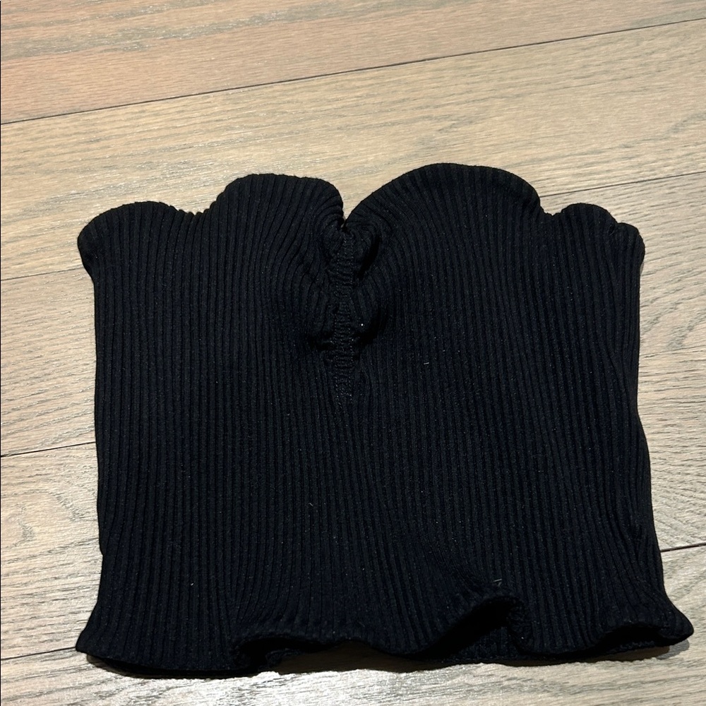 Aritzia Black Ribbed Scalloped Tube Top